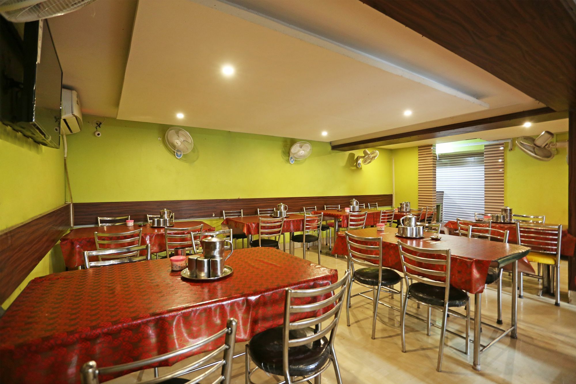 OYO 5719 Hotel Jannat Palace Bhubaneswar Bagian luar foto